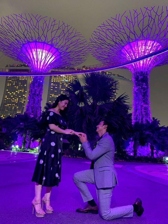 Jangan Baper Ya! Momen Lucu di Balik Lamaran Romantis Caesar Hito