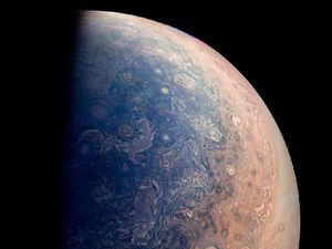 Foto Antariksa Terbaik 2019: Lubang Hitam, Planet Baru hingga Gerhana Matahari