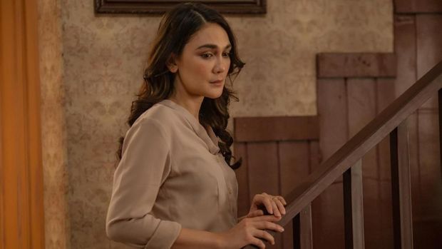 Luna Maya Ketakutan di 'Rumah Kentang: The Beginning'