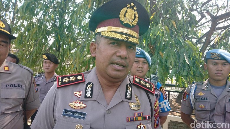 AKBP Yudhis Jadi Kapolres Cilegon, Pilwalkot Jadi Fokus Pengamanan AKBP Yudhis Jadi Kapolres Cilegon, Pilwalkot Jadi Fokus Pengamanan