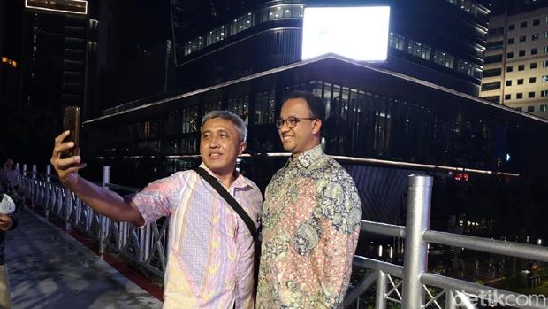 Anies Ungkap Awal Mula Munculnya Ide JPO Tanpa Atap