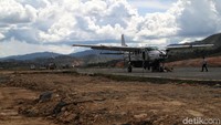 Renovasi bandara ini pun diketahui telah berjalan selama dua tahun dan targetnya dapat beroperasi penuh pada bulan Februari 2020 mendatang.
