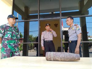 Cari Umbi, Buruh Tani Ini Temukan Proyektil Diduga Amunisi Tank