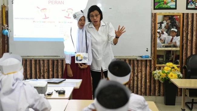 Sri Mulyani-Istana Mulai Selidiki Desa Hantu