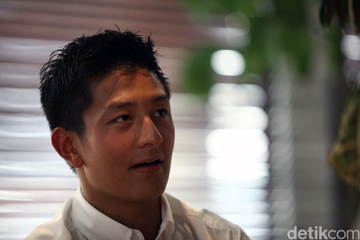Rio-David Akan Beraksi di Asian Le Mans Series Rio Haryanto, David Tjiptobiantoro dan Christian Colombo akan berlaga dalam Asian Le Mans Series di China. Mereka bakal bergantian menjadi sopir Ferrari dalam waktu 4 jam.