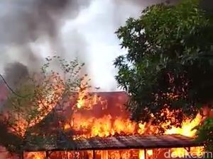 Api Lalap Habis Dua Rumah di Mojokerto, Uang Rp 16 Juta Turut Terbakar
