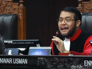 Ketua MK Puji PN Jakut Patuhi Konstitusi Bebaskan Nelayan Penolak Reklamasi