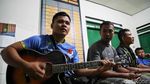 Akrabnya Para Penjaga Perbatasan Indonesia-Malaysia