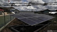 Namun, karena panel surya membutuhkan sinar matahari sebagai pemasok energi, pasokan listrik pun menjadi terbatas karena di saat malam hari warga tak dapat mengisi daya. Oleh karena itu, penggunaan panel surya untuk memenuhi kebutuhan listrik dihemat pemakaiannya sedemikian rupa agar cukup untuk digunakan hingga malam hari.