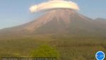 Potret Gunung Semeru Bertopi yang Bikin Kangen Netizen