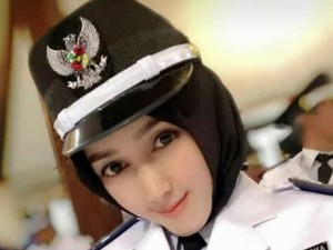 Kades Cantik Angely Ternyata Masih Lajang Lho