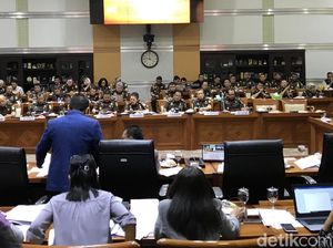 Rapat dengan Komisi III, ST Burhanuddin Paparkan 8 Fokus Jaksa Agung