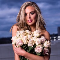 Belum lagi wanita 25 tahun tersebut kerap menerima endorsement dengan bayaran yang diperkirakan tidak sedikit melihat banyaknya follower. Meski begitu, ia mengaku tidak menerima sembarang produk seperti kebanyakan influencer lain. Foto: Instagram @hannahbrown