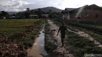 Di desa tersembunyi ini kebanyakan warganya menggantungkan hidup dengan bertani.