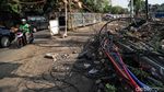 Semrawutnya Jaringan Kabel di Kelapa Gading Kirana