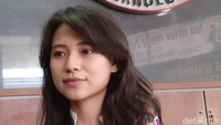 Risa menjadi salah satu wanita lulusan Harvard University Graduate School of Education yang kini menjadi rektor termuda. Ia pun mengaku senang dan bangga karena menjadi seorang rektor pada usia cukup muda.
