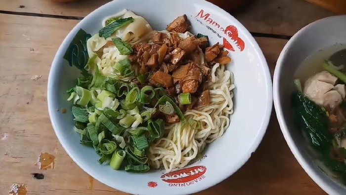 Uenak Tenan 5 Mie Ayam Wonogiri Ini Bisa Dinikmati Di