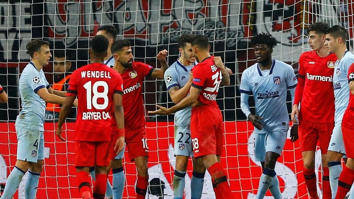 Atletico Madrid kalah 0-2 di kandang Bayer Leverkusen (Foto: REUTERS/Thilo Schmuelgen)