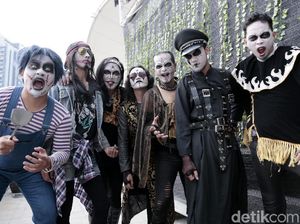 Kuburan Band Kembali dengan Tikotok
