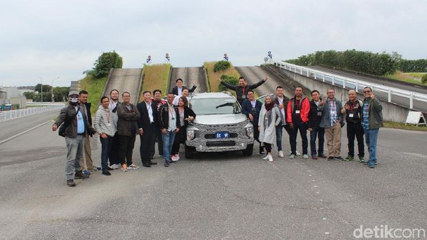 detikcom dan beberapa media yang sudah menjajal mobil di fasilitas R&D Mitsubishi di Okazaki, Jepang