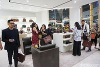 Wajah Baru Butik Aigner di Pondok Indah Mall 2
