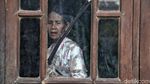 Mereka yang Bertahan di Kampung Langganan Banjir