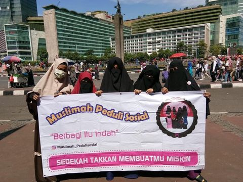 Pakai Cadar dari SMA, Remaja Ini Dapat Pandangan Sinis dan Dijauhi