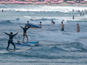 Sejarah Surfing di Pantai Kuta Bali, Ternyata Sudah Ada Sejak 1930-an