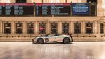 Grand Central Station New York Diserbu Mobil Sport Super Mahal