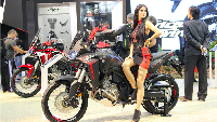 Untuk tahun 2020, motor Adventure ini hadir dengan suspensi opsional Showa Electronic Equipped Rider Adjustment memastikan perjalanan yang sempurna tidak peduli kondisi jalan. Foto: M Luthfi Andika