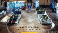Wisatawan yang menyambangi Grand Central Terminal, New York, bisa melihat 6 mobil hypercar dan menyerbu Vanderbilt Hall pukul 10.00 dan 19.00 waktu setempat tiap harinya sampai 8 November 2019. Istimewa/Dok. Pagani.