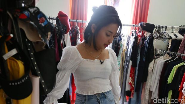 Geruduk Rumah Jennifer Coppen, Ternyata Berantakan Banget!