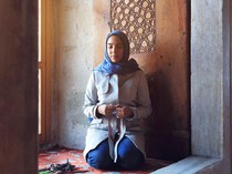 Hukum Beribadah bagi Wanita Istihadhah, Apakah Sama dengan Haid dan Nifas?
