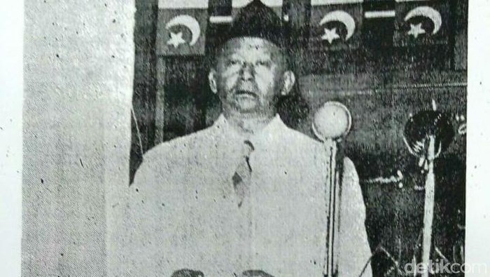Kahar Mudzakkir, pahlawan nasional
(sumber foto: UII Yogyakarta)
