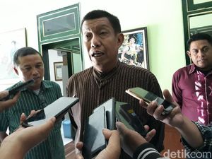 Diperiksa KPK, Walkot Yogya Akui Tahu tapi Tak Kenal Tersangka Eka