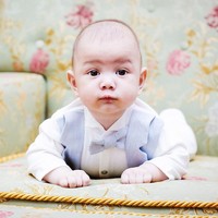 Dan inilah foto perdana Leon yang diunggah Rihana Oksana ke akun Instagramnya awal November 2019 ini. Hello, my name is Ismail Leon. I’m 5 months old and my mom loves me very much, demikian tulisnya pada keterangan foto. Foto: Instagram