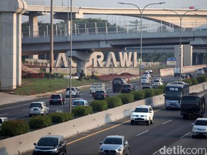 Polisi: Ibu-ibu Pemotor Viral Masuk Tol Jagorawi Diduga Stres