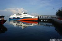 Perkenalkan, Pulau Karimun Ini Bukan yang Biasa Anda Kenal