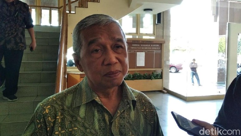 Walkot Yogya Diperiksa Terkait Suap, Busyro: KPK Berbasis Bukti Walkot Yogya Diperiksa Terkait Suap, Busyro: KPK Berbasis Bukti