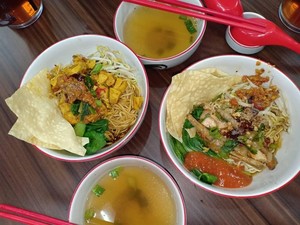 Dijamin Mantul! 5 Kafe di Jakarta Ini Punya Mie Ayam Enak