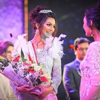 Shirin Akter Shela sukses membawa pulang mahkota Miss Bangladesh Oktober lalu. Kini muncul kabar bahwa ia akan mewakili negaranya di ajang Miss Universe. Shirin pun bakal menjadi kontestan pertama dari nagara muslim Asia Selatan. Foto: Instagram @shirin_shela_