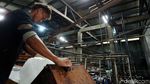 Geliat Bisnis Es Batu di Pulau Terdepan Indonesia