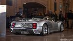 Grand Central Station New York Diserbu Mobil Sport Super Mahal