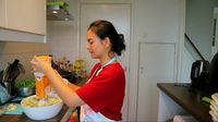Di Belanda, YouTuber Indonesia Ini Jual 13 Nasi Rames Rp 1 Juta!