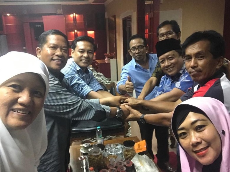 Polemik Interpelasi Risma Berakhir Happy Ending Polemik Interpelasi Risma Berakhir Happy Ending
