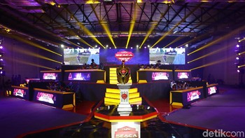 Turnamen ini diawali dengan babak Kualifikasi UIC (UniPin Indomaret Championship) dan UCL (UniPin City League) yang dimulai sejak April 2019. UniPin juga menggelar babak kualifikasi di Malaysia yaitu UKK Championship (UniPin KK Mart Championship) dan UniPin SEACA 2019 Philippine Qualifier di Filipina.