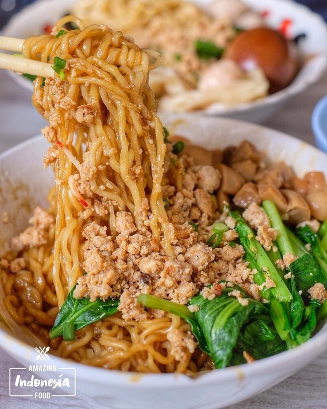Bedanya Mie Ayam dan Mie Yamien hingga Aneka Makanan dari Tinja Hewan