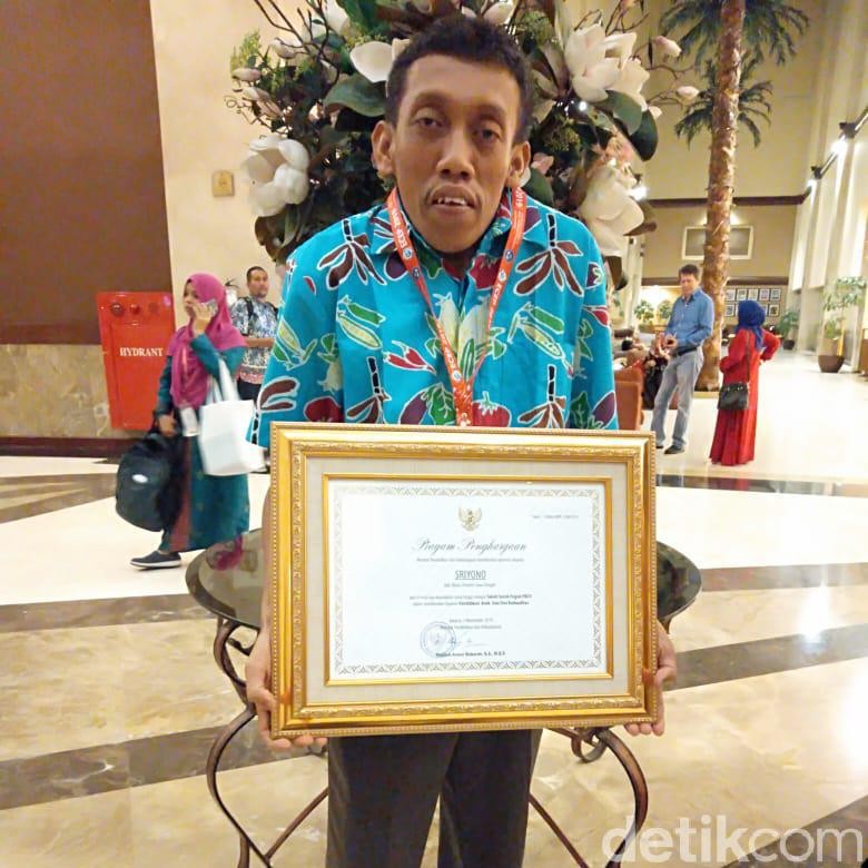 10 Tahun Kelola PAUD Mandiri, Difabel Blora Terima Penghargaan Mendikbud 10 Tahun Kelola PAUD Mandiri, Difabel Blora Terima Penghargaan Mendikbud