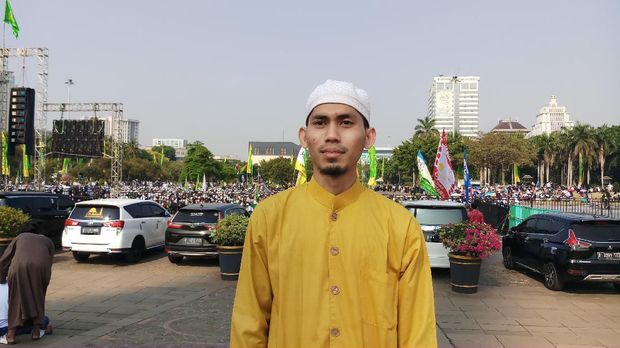 Koordinator Media Majelis Rasulullah SAW, Deni Hardiansyah.