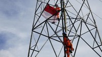Assesmen tersebut dilakukan untuk memastikan tower Transmisi dalam kondisi Healthy atau aman, sehingga kehandalan penyaluran listrik ke pusat ekonomi Provinsi Aceh yaitu kota banda aceh dapat terjaga Tidak hanya gangguan petir dan teknik atau pohon tumbang, di Aceh gangguan tower juga bisa datang dari kawanan gajah yang mencoba menggarukkan tubuhnya ke tower. Hal ini tentu berbahaya bagi gajah itu sendiri dan juga kekuatan tower yang bisa mengakibatkan tower transmisi roboh. Istimewa/Dok. PLN.